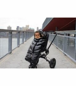 7 A.M. Enfant Blanket 212 Evolution Polar Footmuff - Black Polar -Stroller Promotion Store 7 a m enfant blanket 212 evolution polar footmuff black polar 55