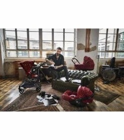 Cybex Platinum Footmuff - Rockstar By Alec Voelkel -Stroller Promotion Store cybex platinum footmuff rockstar by alec voelkel 91