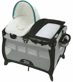 Graco Pack 'n Play Playard Quick Connect Portable Napper - Darcie