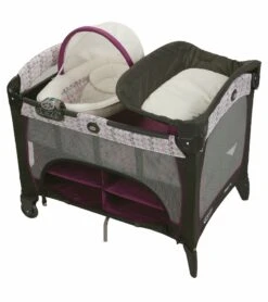Graco Pack 'n Play Playard With Newborn Napper Station DLX - Nyssa