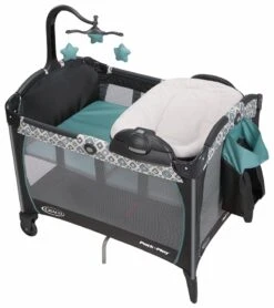 Graco Pack 'n Play Portable Seat & Changer Playard - Affinia