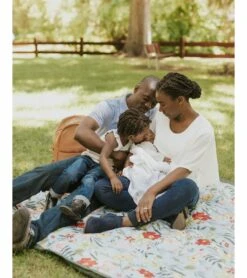 Little Unicorn Outdoor Blanket 5 X 10 - Primrose Patch -Stroller Promotion Store little unicorn outdoor blanket 5 x 10 primrose patch 122