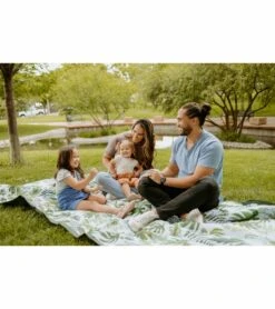 Little Unicorn Outdoor Blanket 5 X 10 - Tropical Leaf 13 Little Unicorn Outdoor Blanket 5 X 10 - Tropical Leaf -Stroller Promotion Store little unicorn outdoor blanket 5 x 10 tropical leaf 141