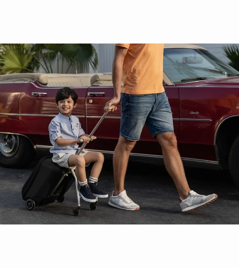 Micro Kickboard Luggage Eazy - Cool Berry 7 Micro Kickboard Luggage Eazy - Cool Berry - Image 5