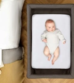 Silver Cross Slumber Travel Crib + Large Sheet Bundle - Carbon / White -Stroller Promotion Store silver cross slumber travel crib large sheet bundle carbon white 9