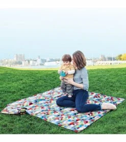 Skip Hop Central Park Outdoor Blanket - Prism 12 Skip Hop Central Park Outdoor Blanket - Prism -Stroller Promotion Store skip hop central park outdoor blanket prism 250