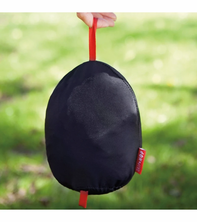 Skip Hop Take Cover Shopping Cart/High Chair Cover - Double Dots 6 Skip Hop Take Cover Shopping Cart/High Chair Cover - Double Dots - Image 4