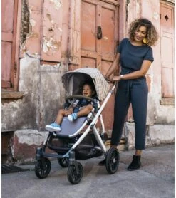UPPAbaby 2019 VISTA Stroller - Spenser (Grey & Yellow Tartan/Silver/Moss Leather) 15 UPPAbaby 2019 VISTA Stroller - Spenser (Grey & Yellow Tartan/Silver/Moss Leather) -Stroller Promotion Store uppababy 2019 vista stroller spenser grey yellow tartan silver moss leather 231